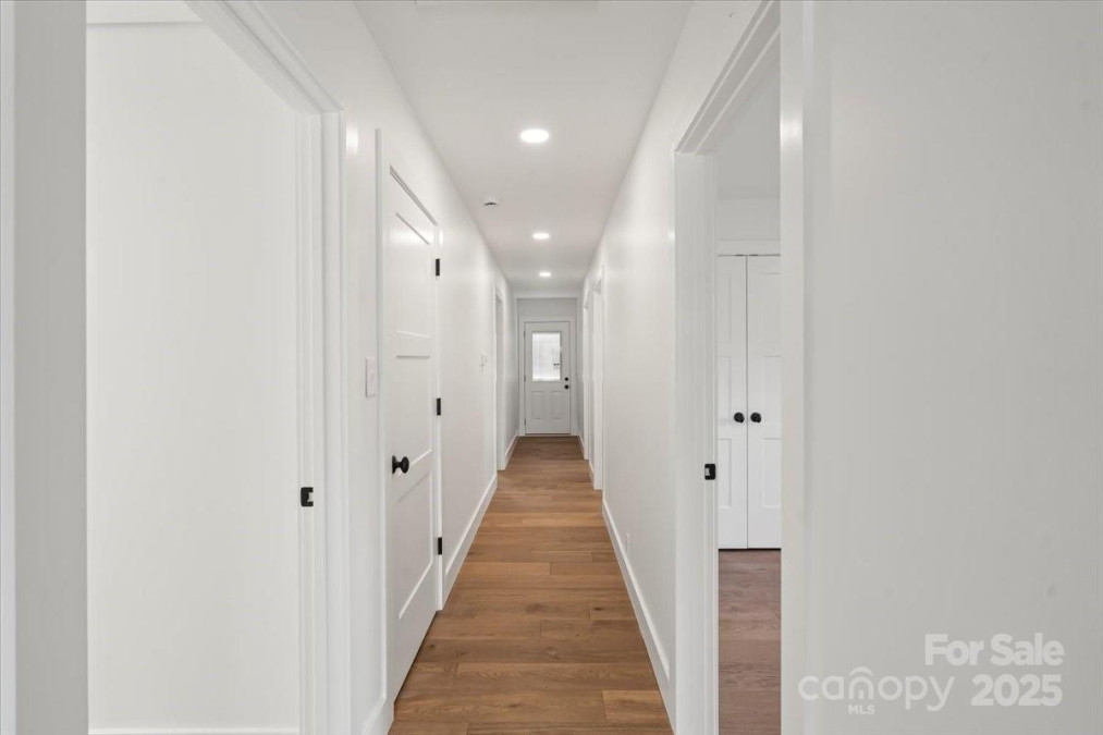 2429 Ellen Ave Charlotte, NC 28208
