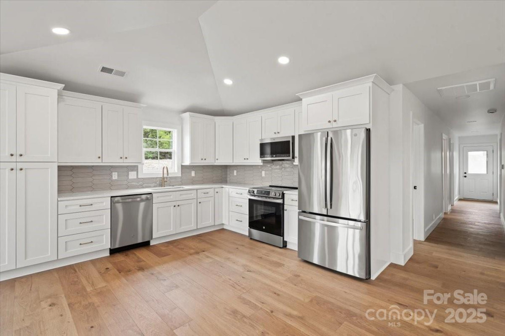 2425 Ellen Ave Charlotte, NC 28208