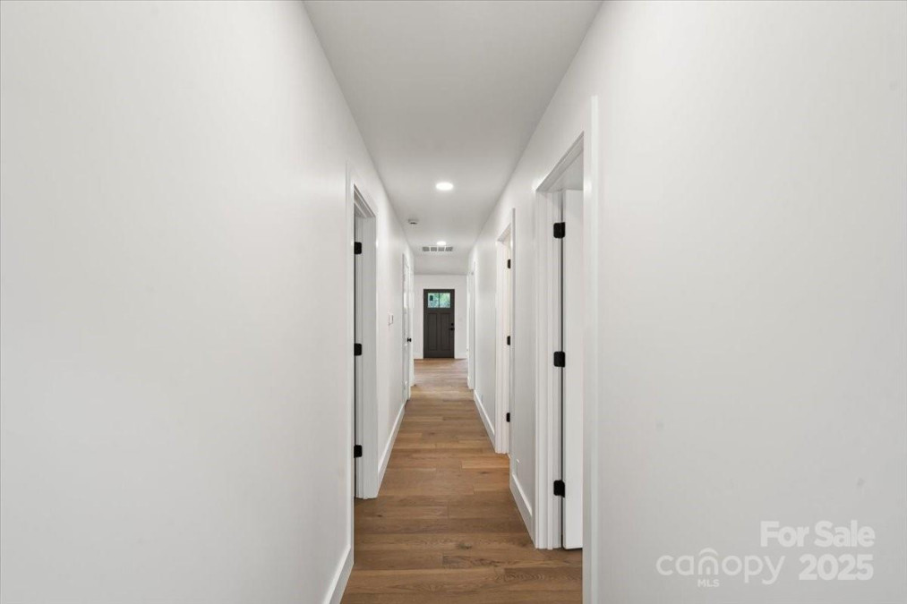 2425 Ellen Ave Charlotte, NC 28208