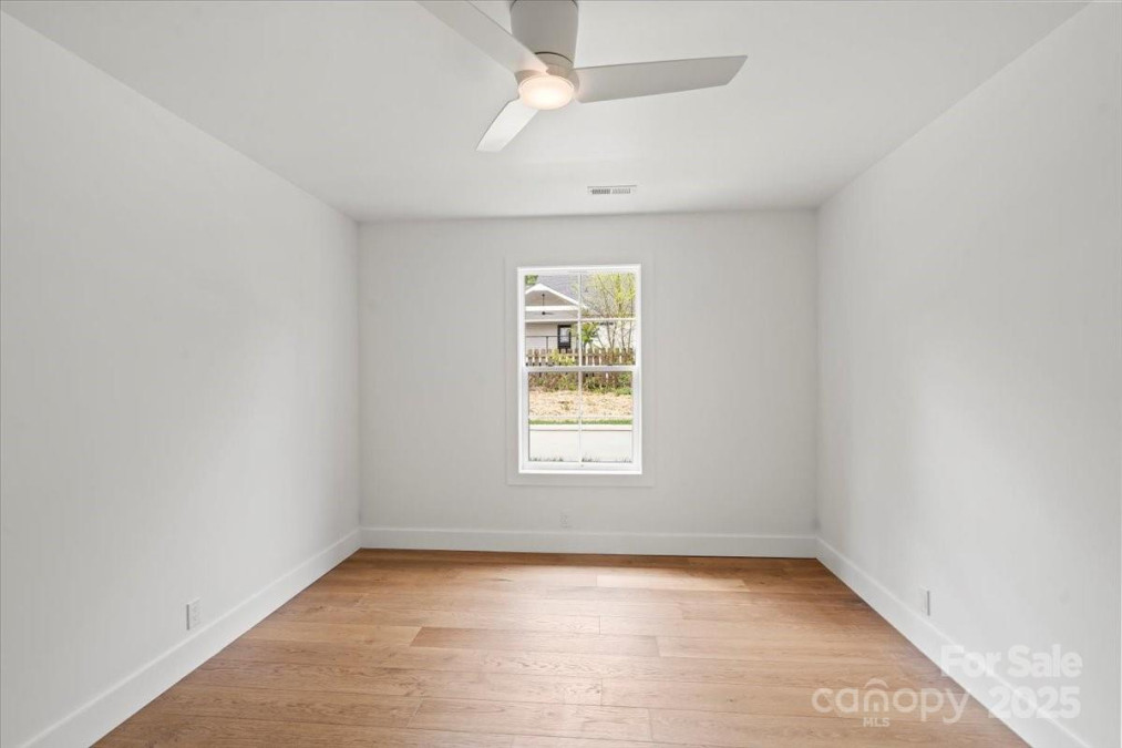2425 Ellen Ave Charlotte, NC 28208