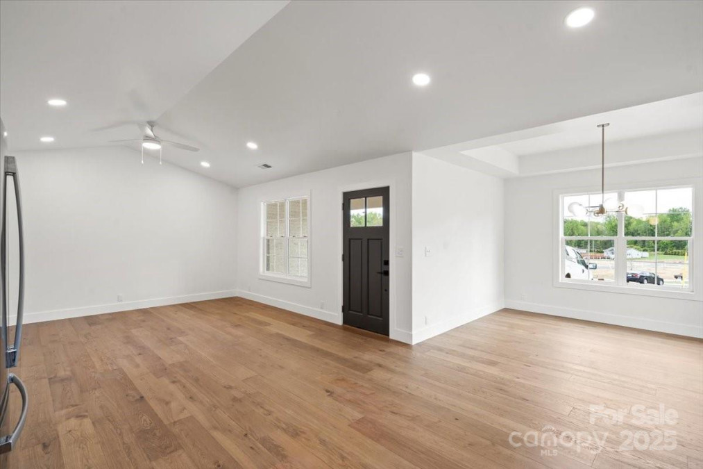 2425 Ellen Ave Charlotte, NC 28208
