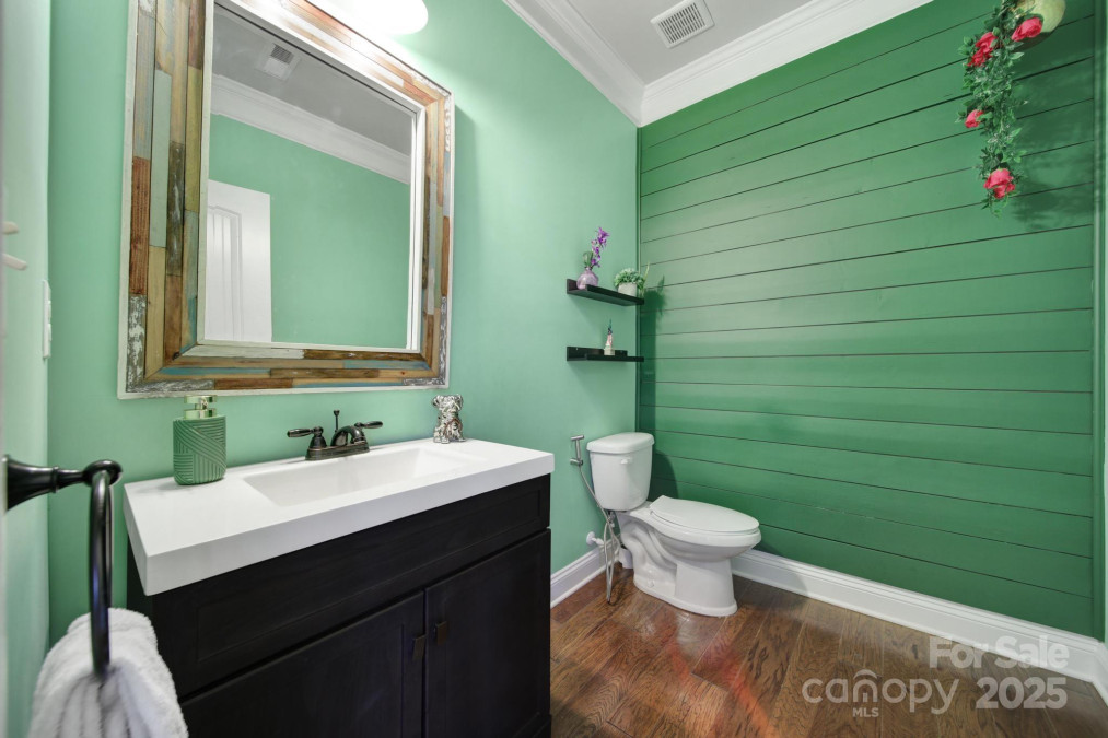 15637 Guthrie Dr Huntersville, NC 28078