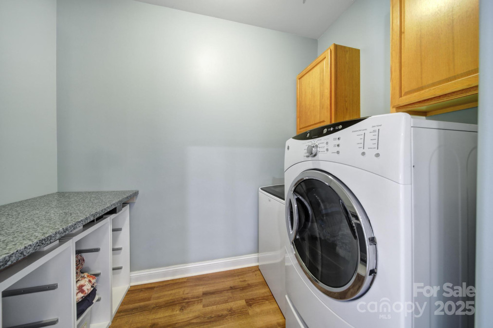 15637 Guthrie Dr Huntersville, NC 28078