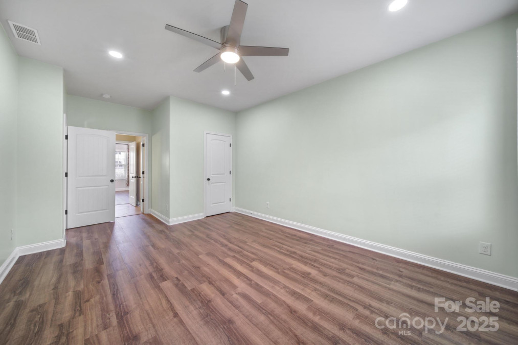 15637 Guthrie Dr Huntersville, NC 28078