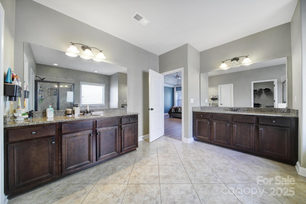 15637 Guthrie Dr Huntersville, NC 28078
