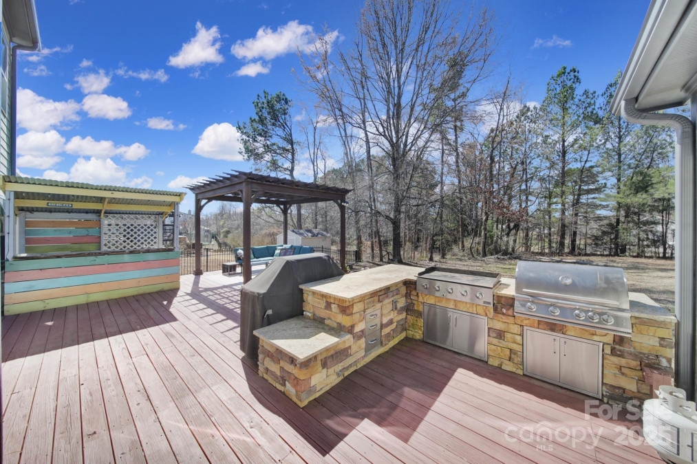 15637 Guthrie Dr Huntersville, NC 28078