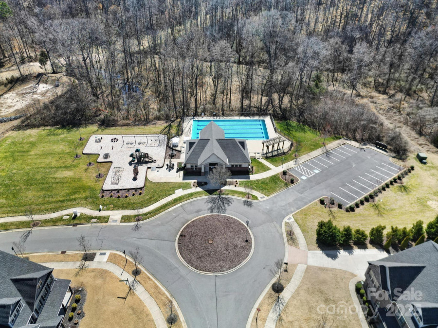 15637 Guthrie Dr Huntersville, NC 28078