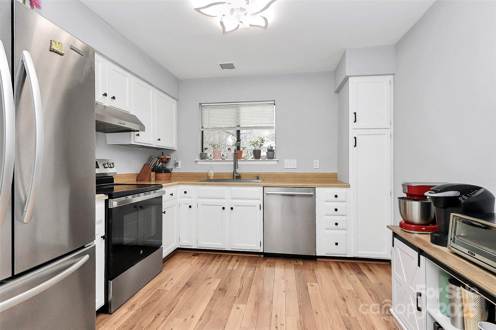 2900 Heathstead Pl Charlotte, NC 28210
