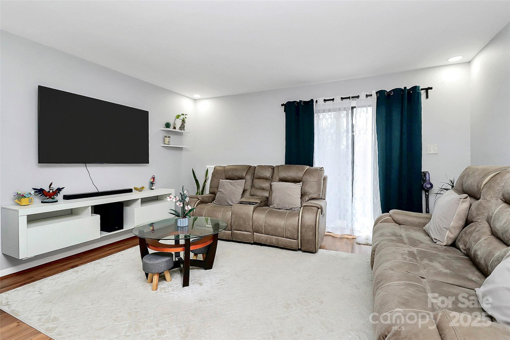 2900 Heathstead Pl Charlotte, NC 28210