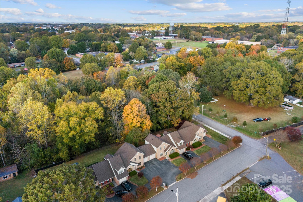 200 18th St Newton, NC 28658