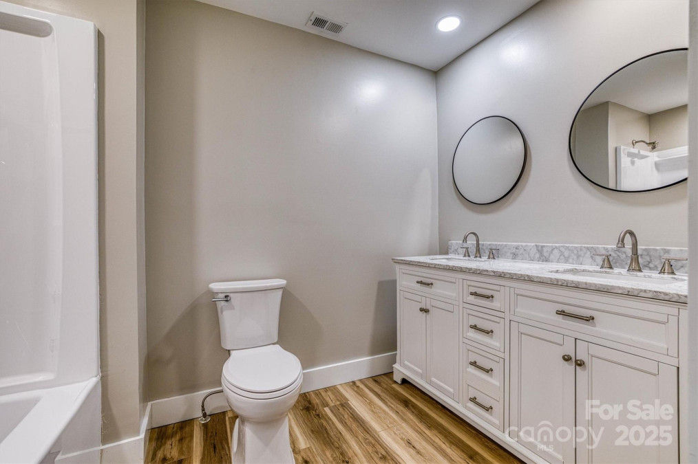 2625 20th St Hickory, NC 28601
