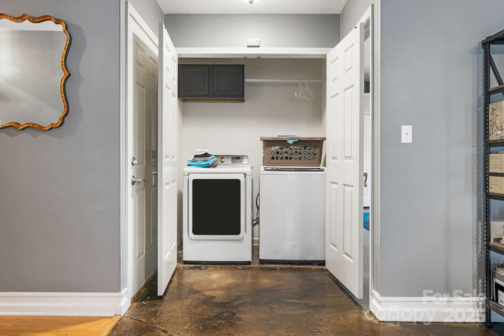 143 Sunberry Trl Fletcher, NC 28732