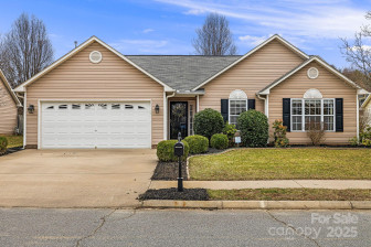 143 Sunberry Trl Fletcher, NC 28732