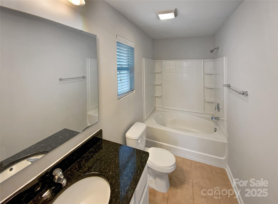 120 Cadbury Ln Fort Mill, SC 29715