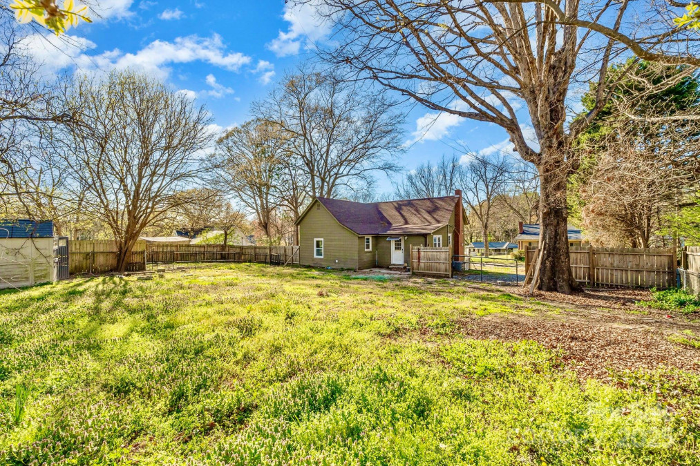 1759 Smith Ave Gastonia, NC 28052
