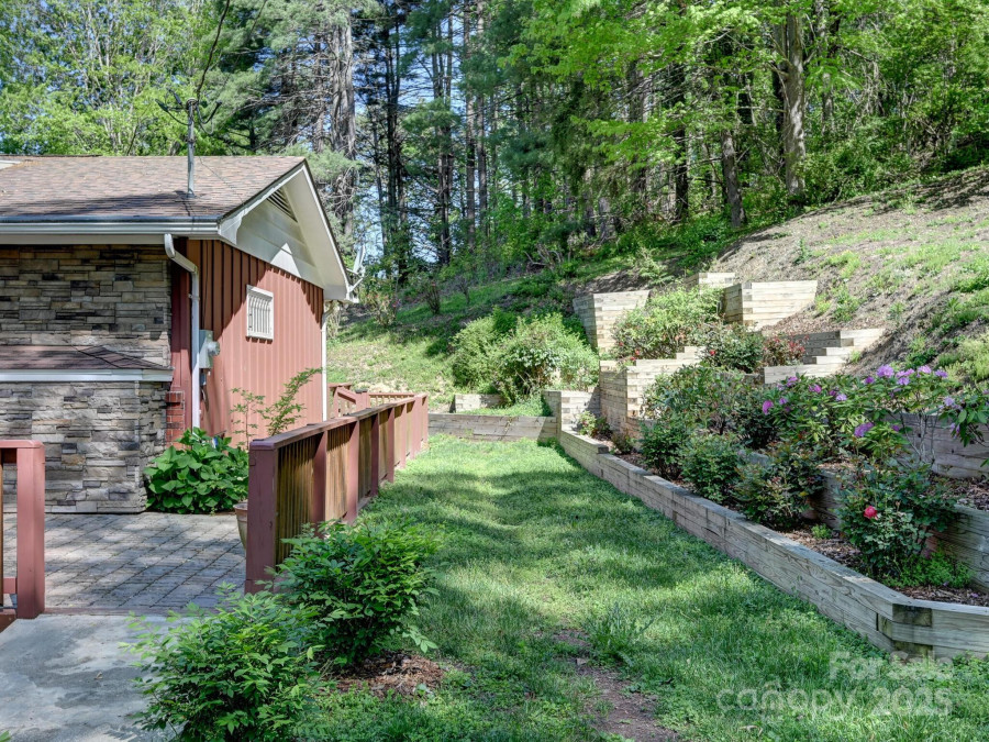 6 Westridge Ct Asheville, NC 28806