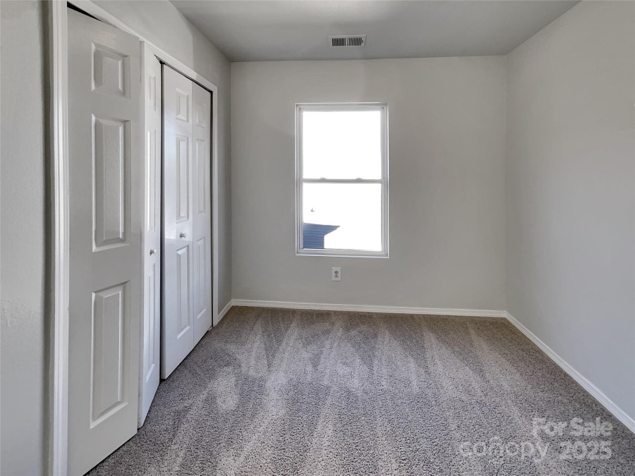 8353 Ainsworth St Charlotte, NC 28216