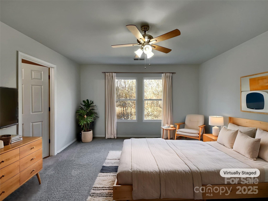 8353 Ainsworth St Charlotte, NC 28216