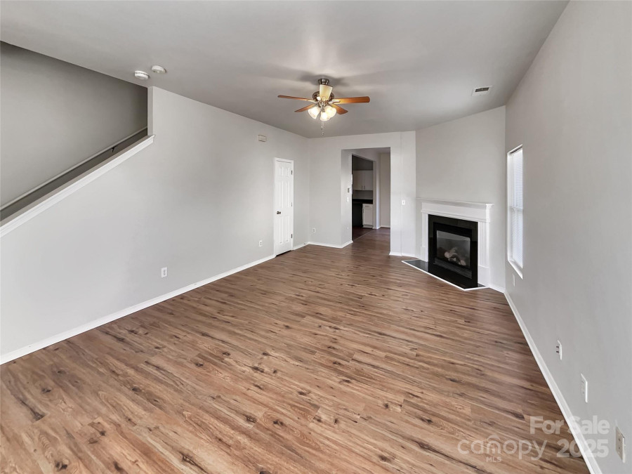 8353 Ainsworth St Charlotte, NC 28216