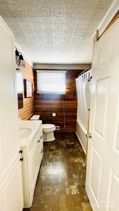 742 Aquadale Rd Albemarle, NC 28001