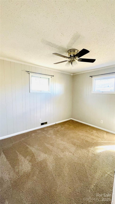 742 Aquadale Rd Albemarle, NC 28001