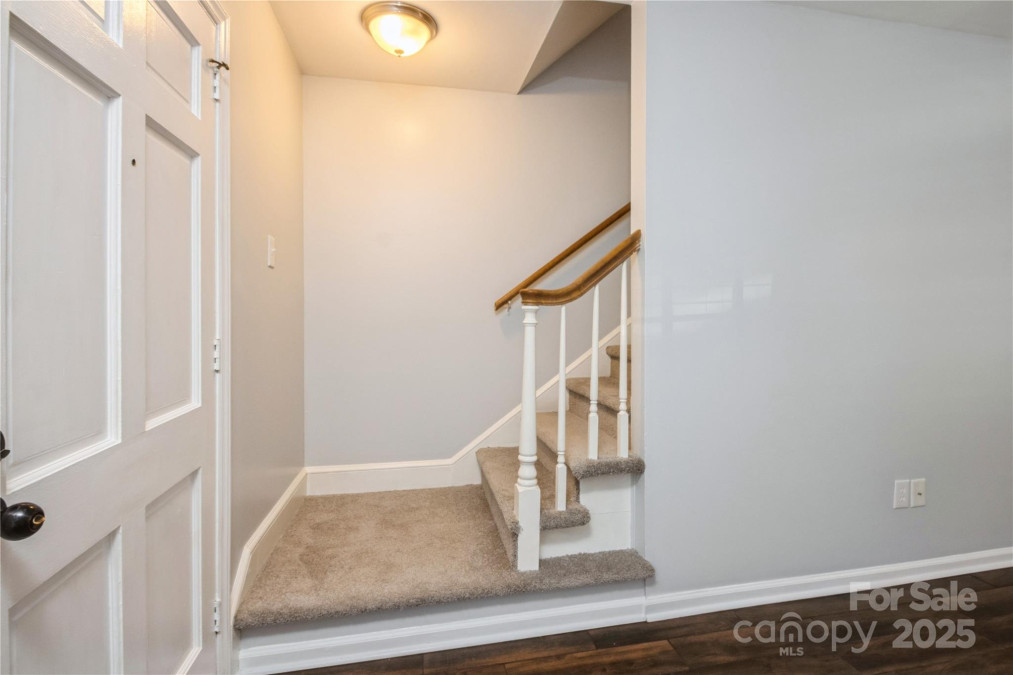 6322 Old Pineville Rd Charlotte, NC 28217