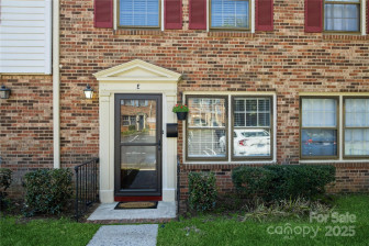6322 Old Pineville Rd Charlotte, NC 28217