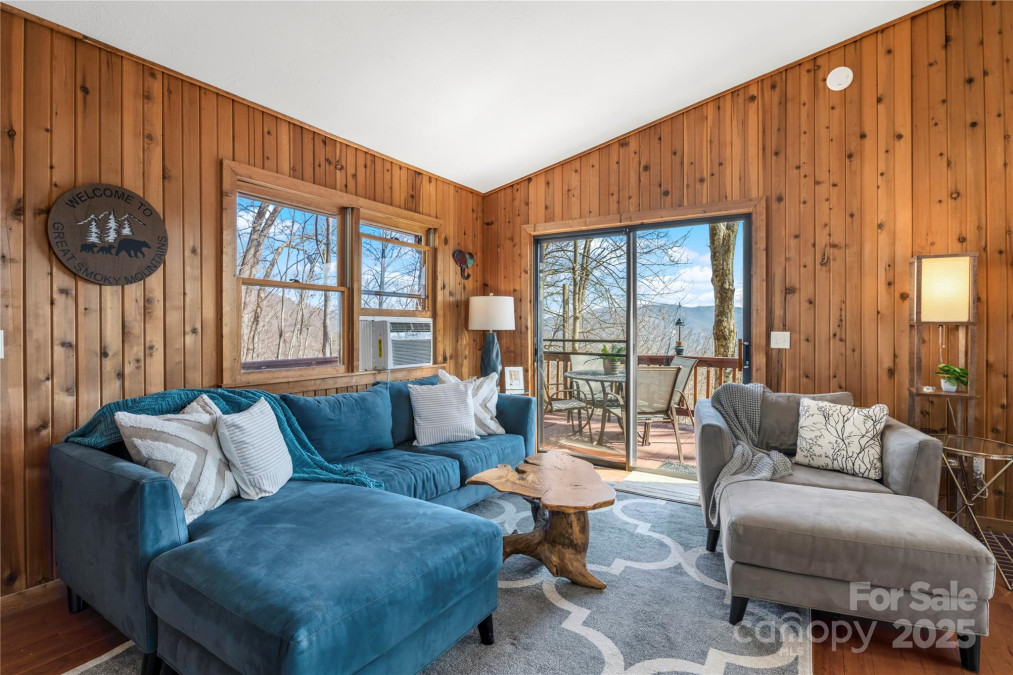 642 Mountainside Dr Waynesville, NC 28786