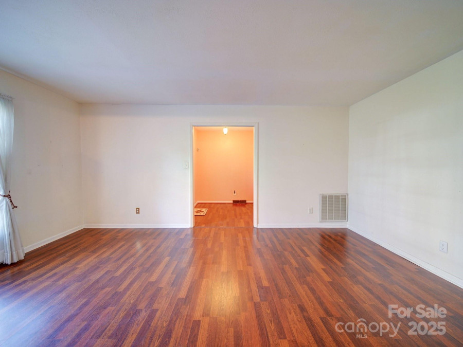 2623 Shaw Ave Gastonia, NC 28054