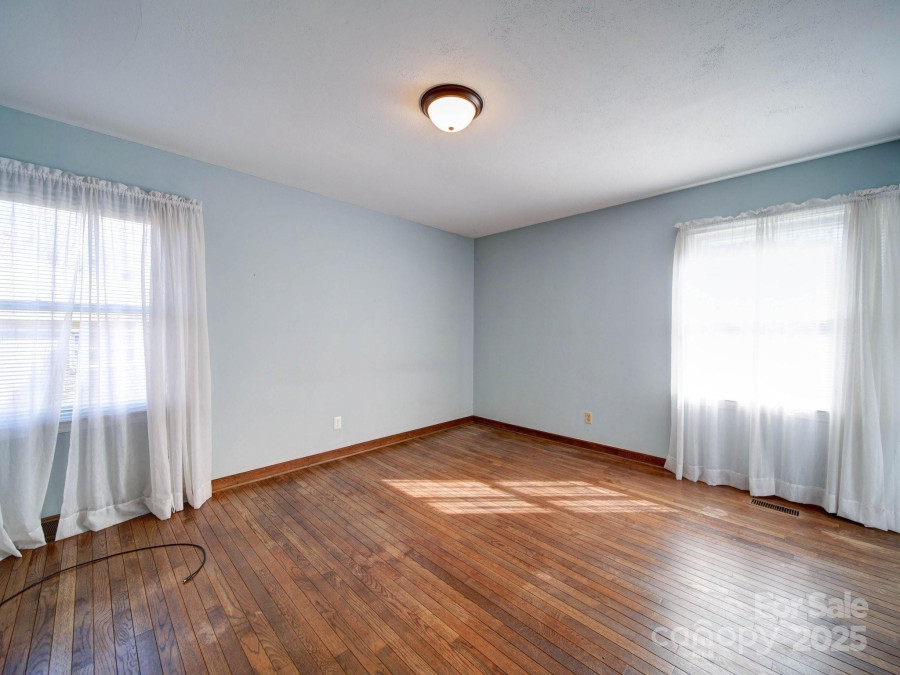 2623 Shaw Ave Gastonia, NC 28054