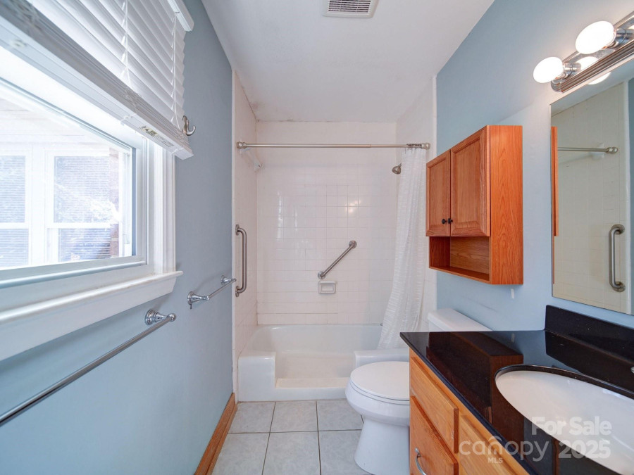 2623 Shaw Ave Gastonia, NC 28054