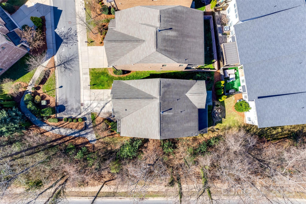 615 Bourton House Dr Charlotte, NC 28211
