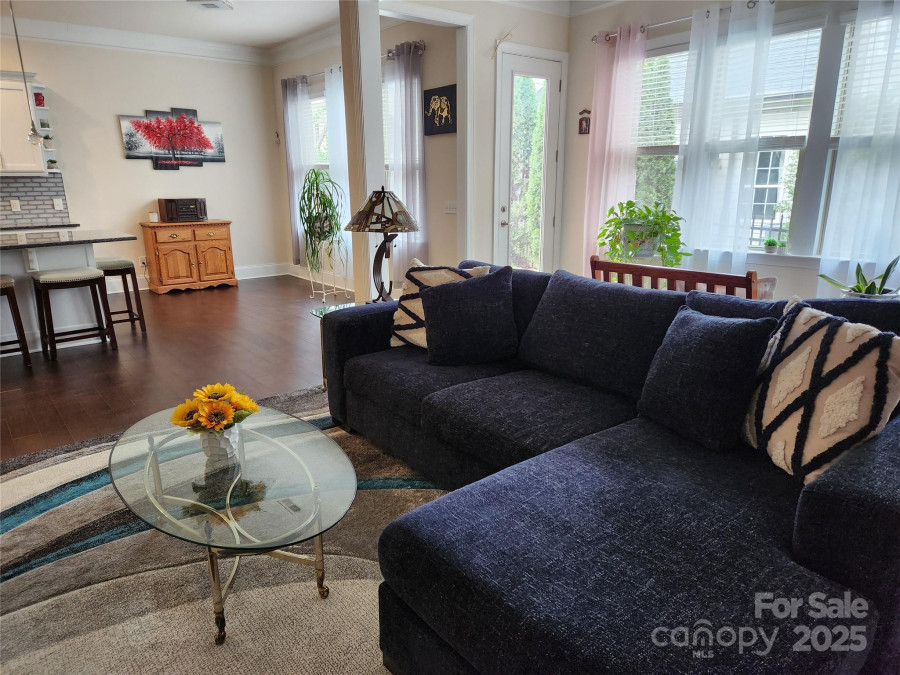 615 Bourton House Dr Charlotte, NC 28211