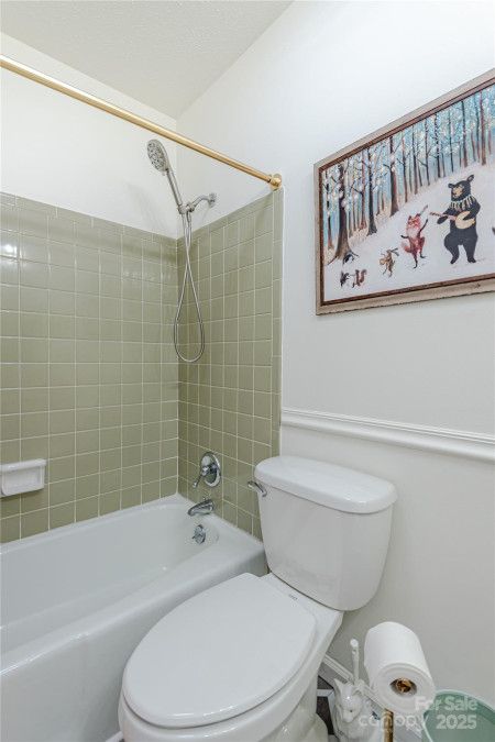 7 Brookcliff Dr Asheville, NC 28804
