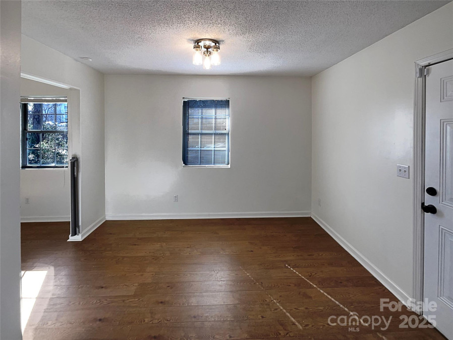 205 Mauney St Mount Holly, NC 28120