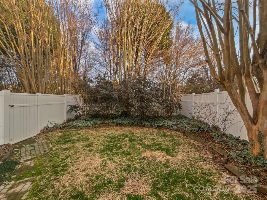 5084 Parkview Way Matthews, NC 28104