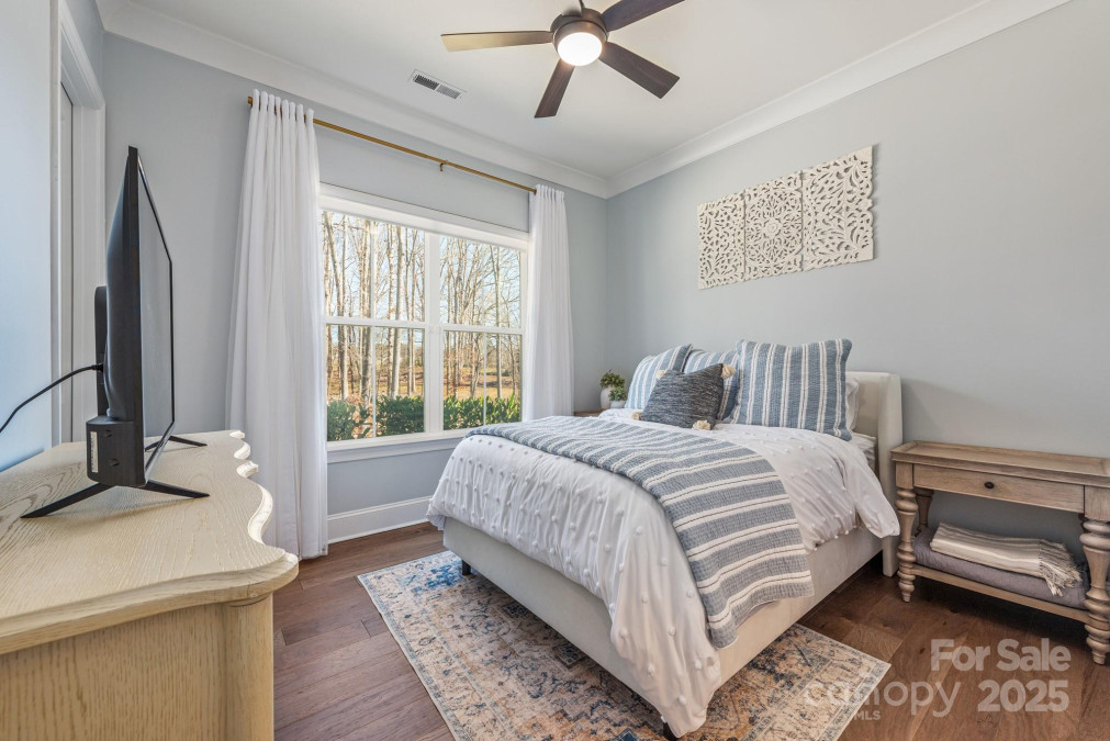 523 Meadow Ridge Dr Belmont, NC 28012