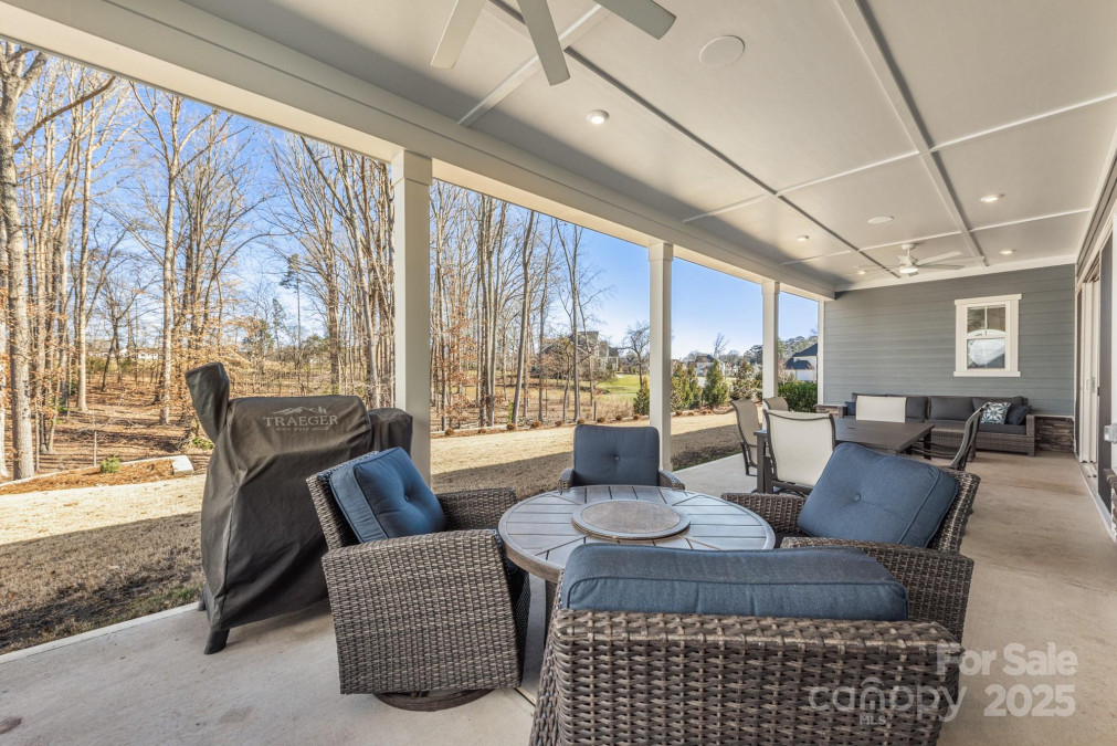 523 Meadow Ridge Dr Belmont, NC 28012