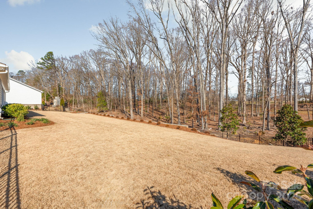 523 Meadow Ridge Dr Belmont, NC 28012