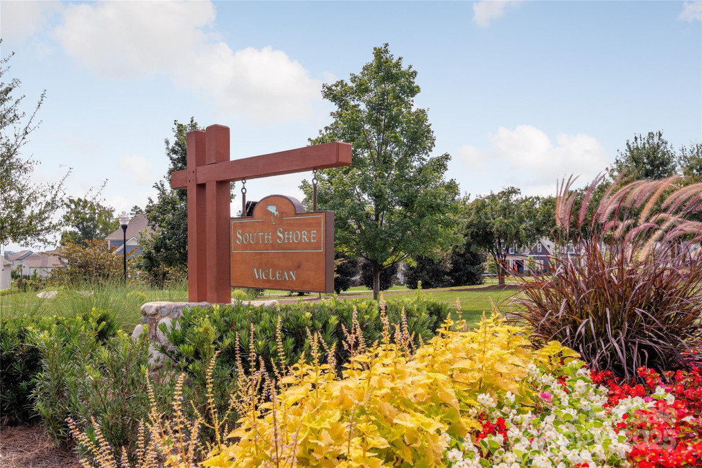 523 Meadow Ridge Dr Belmont, NC 28012