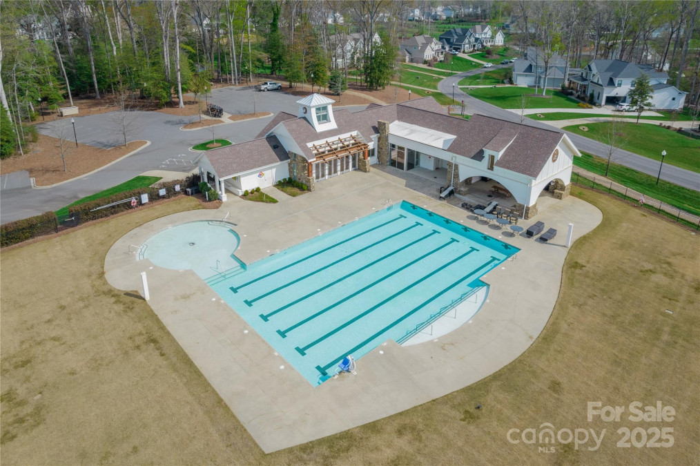 523 Meadow Ridge Dr Belmont, NC 28012