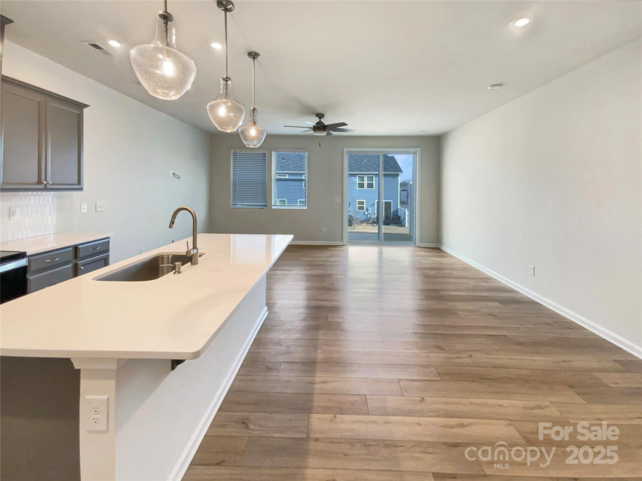 5629 Axil Ln Charlotte, NC 28269