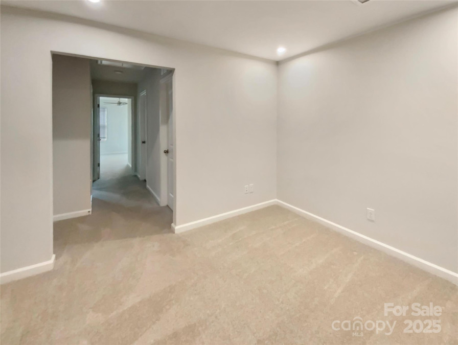 5629 Axil Ln Charlotte, NC 28269