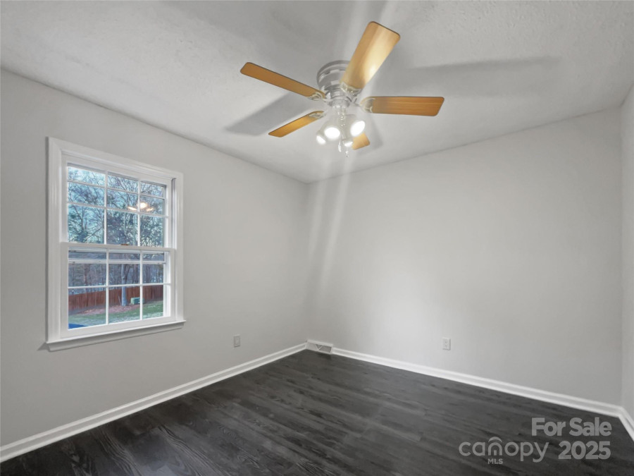 316 Epperstone Ln Matthews, NC 28105