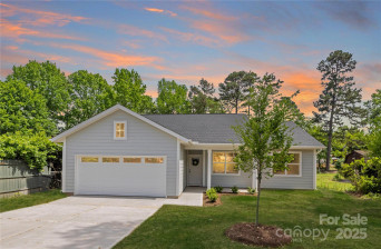 5404 Maplewood Ln Charlotte, NC 28227