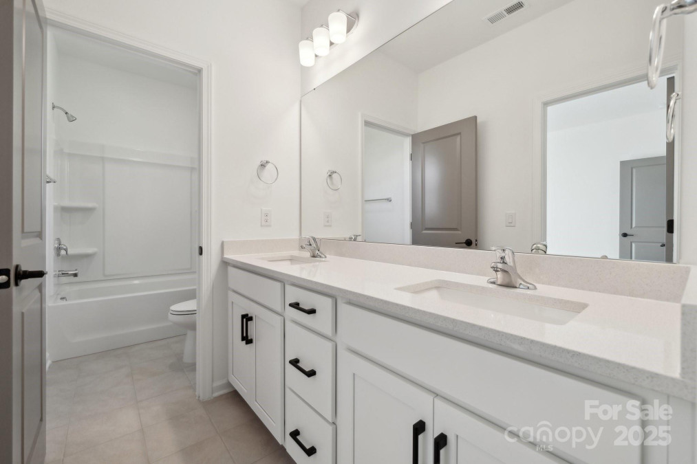 15238 Ravenall Dr Huntersville, NC 28078