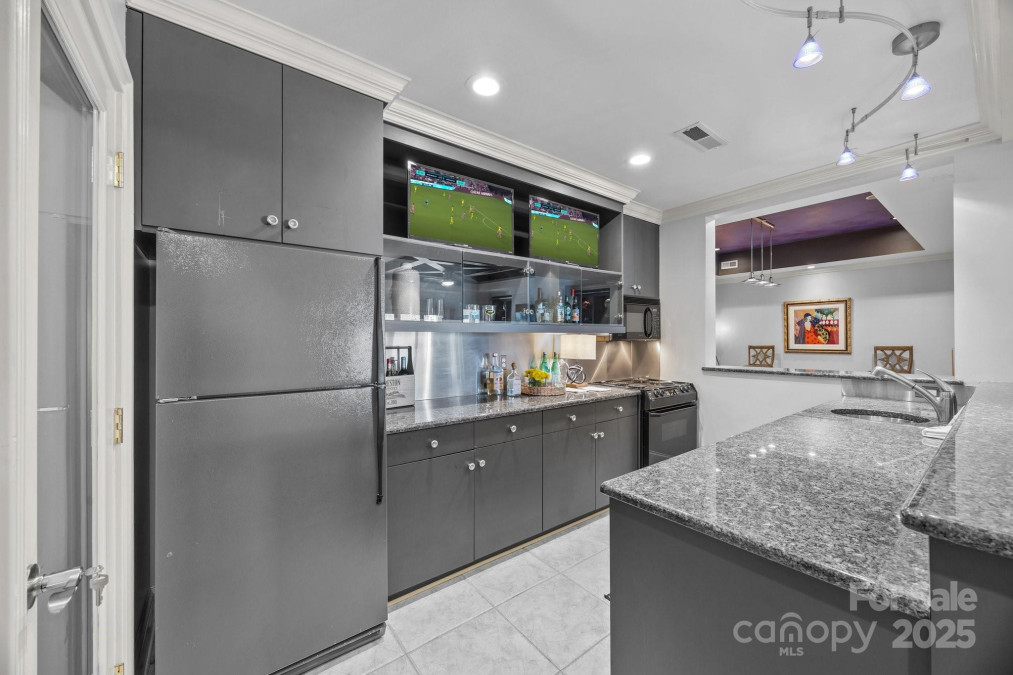 18302 Town Harbour Rd Cornelius, NC 28031