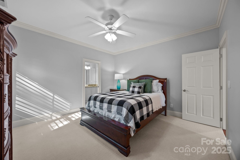 18302 Town Harbour Rd Cornelius, NC 28031