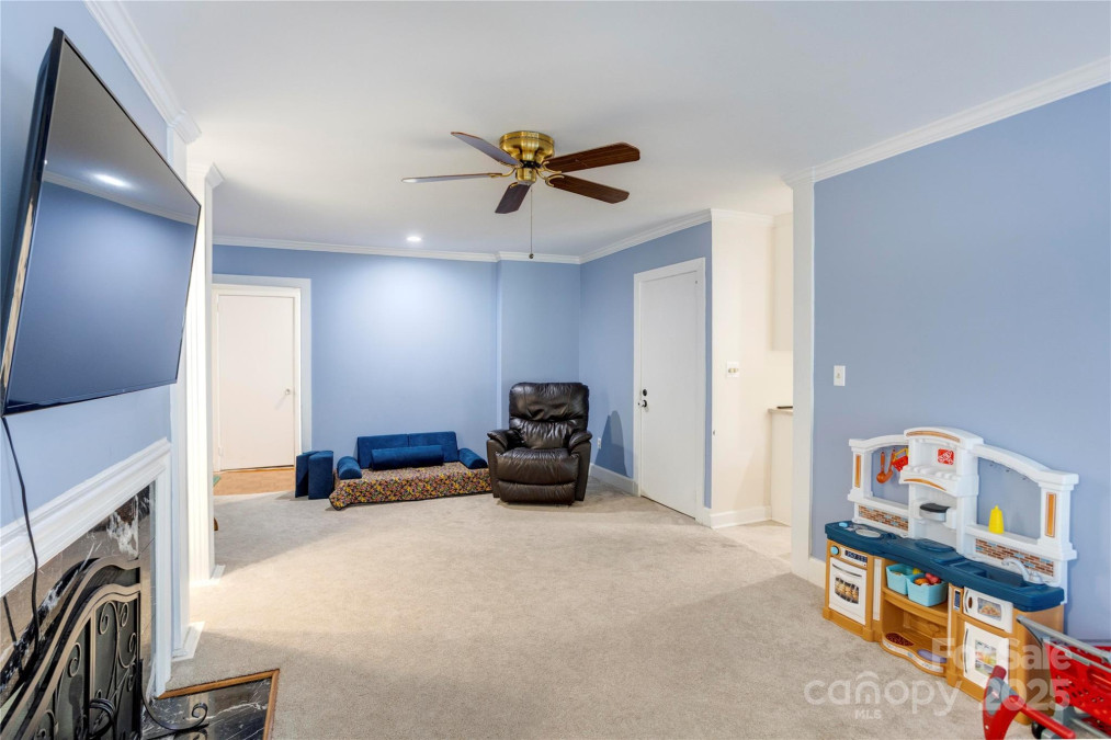 435 Caldwell Dr Concord, NC 28025