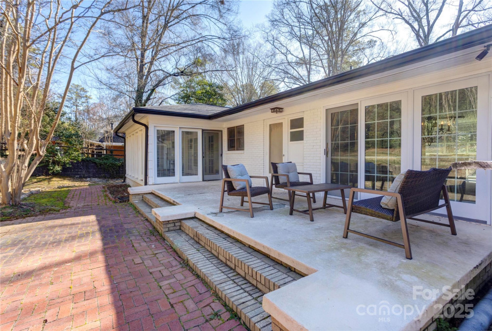 435 Caldwell Dr Concord, NC 28025